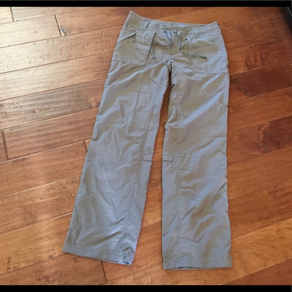 Woman’s The North Face hiking pants adjustable 10 - Picture 2 of 6